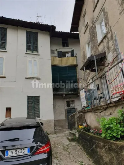 Palazzo/Stabile in vendita ad Asso - foto 2