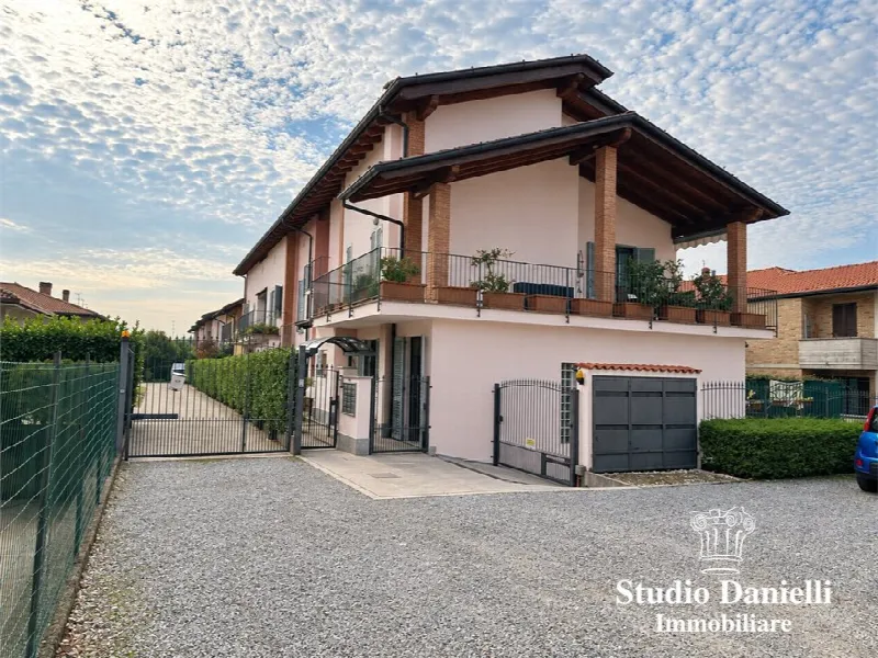 Appartamento in vendita a Carate Brianza - foto 1