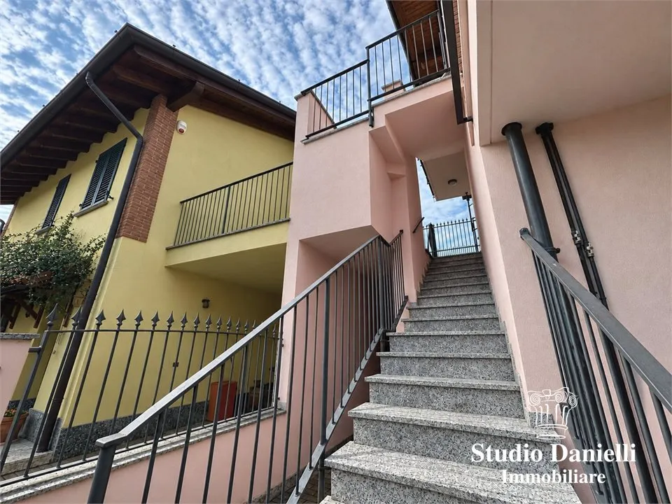 Appartamento in vendita a Carate Brianza - foto 2