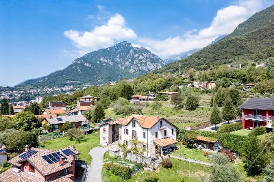 Casa Indipendente a Mandello del Lario