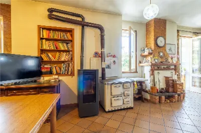 Casa Indipendente in vendita a Mandello de... - foto 9