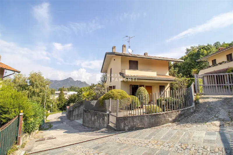 Villa in vendita a Galbiate - foto 1