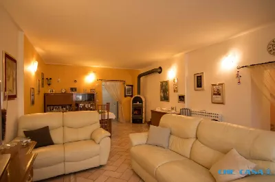 Casa Indipendente in vendita a Montefiore ... - foto 3