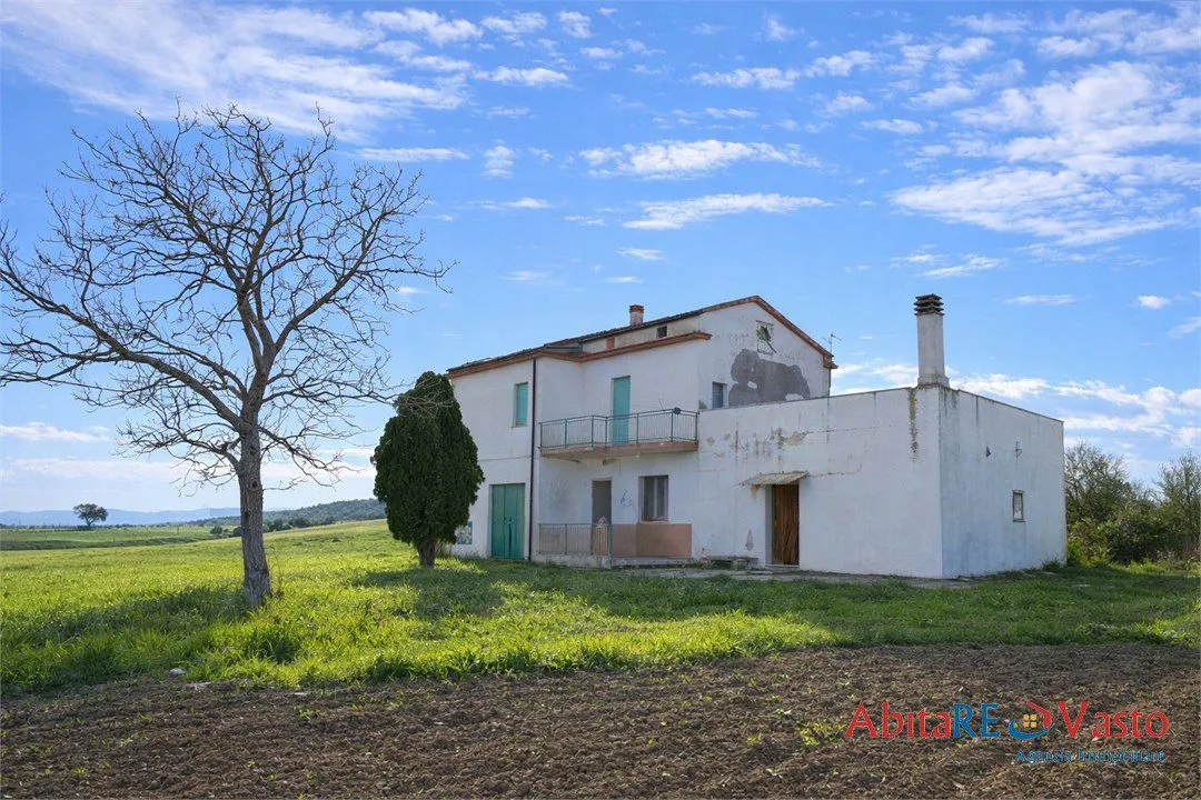Rustico/Casale in vendita a Montenero di Bisaccia - foto 2