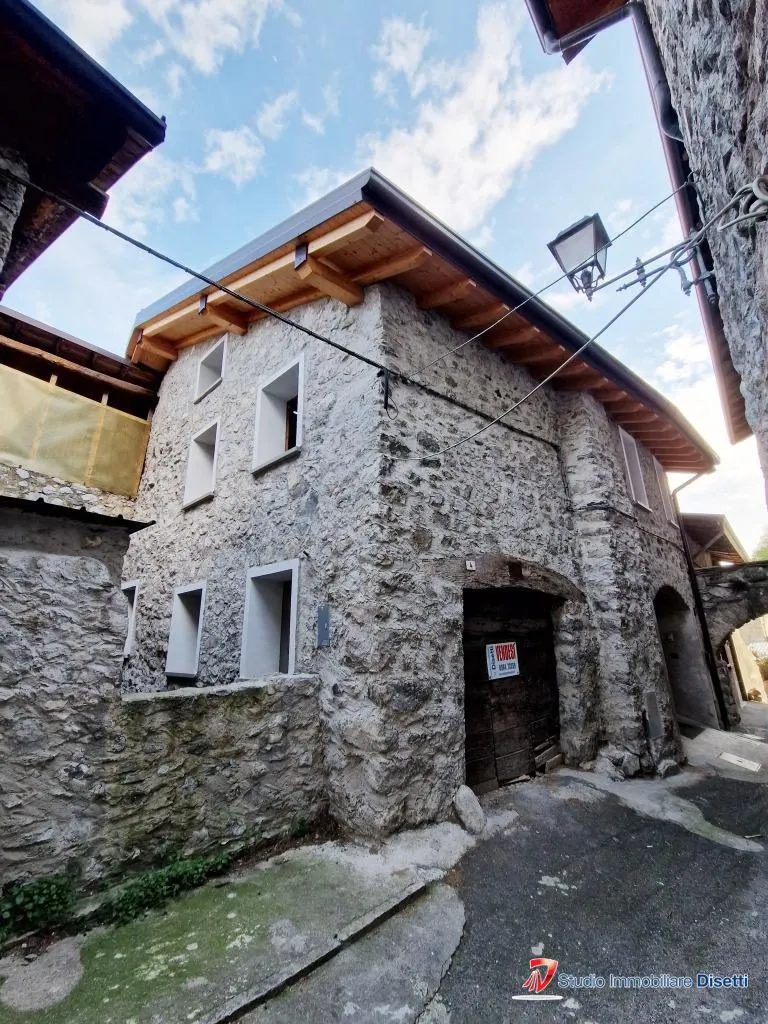 Rustico/Casale in vendita a Cerveno - foto 2