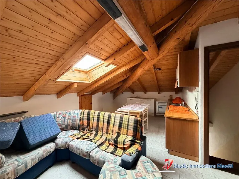 Appartamento in vendita a Borno - foto 1