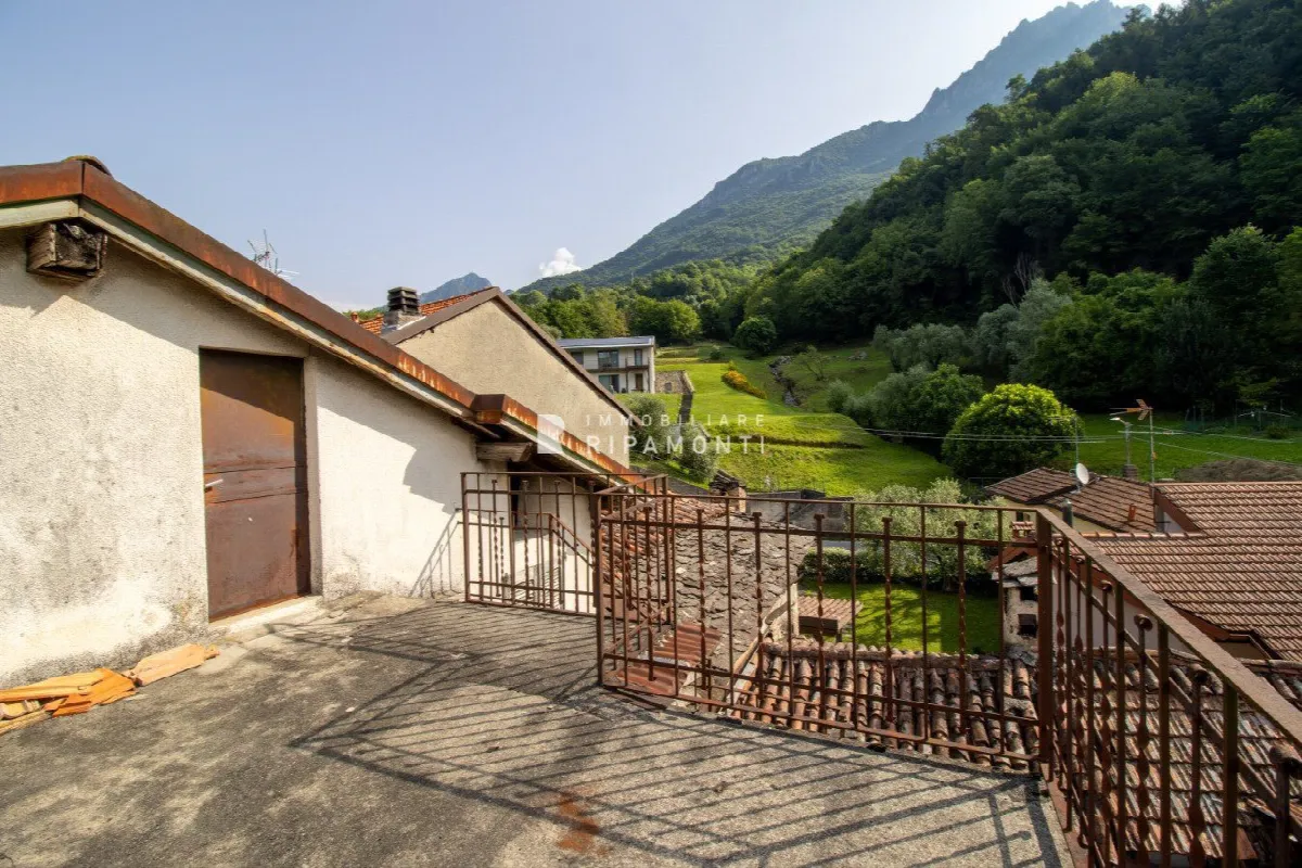 Rustico/Casale in vendita ad Abbadia Lariana - foto 3