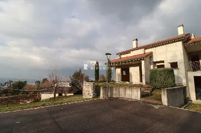 Villetta a schiera in vendita a Oggiono - foto 4
