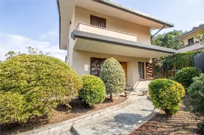 Villa in vendita a Galbiate - foto 1
