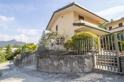 Villa in vendita a Galbiate - foto 3