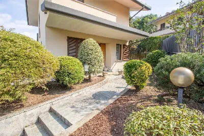 Villa in vendita a Galbiate - foto 9