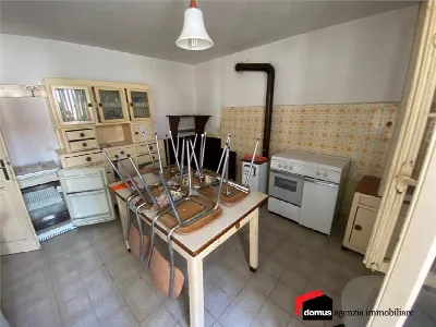 Rustico/Casale in vendita a Tonezza del Ci... - foto 1