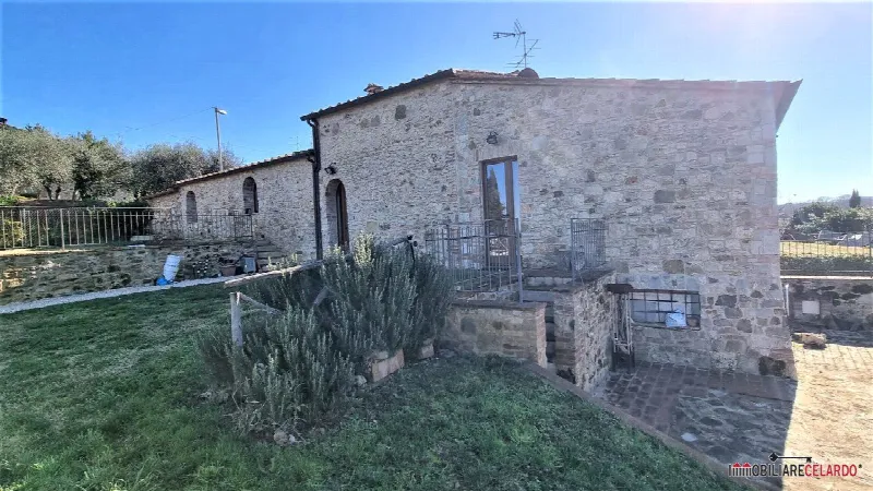 Villa in vendita a Colle di Val d'Elsa - foto 1
