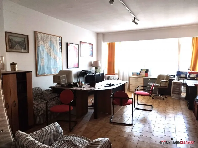 Ufficio in vendita a Colle di Val d'Elsa - foto 1