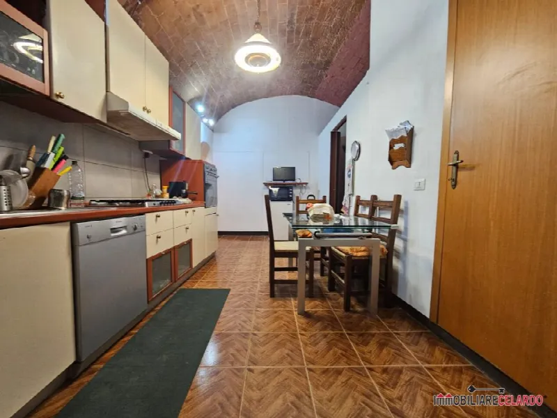 Appartamento in vendita a Siena, Fuori Porta Tufi, Fuori Porta San Marco - foto 1