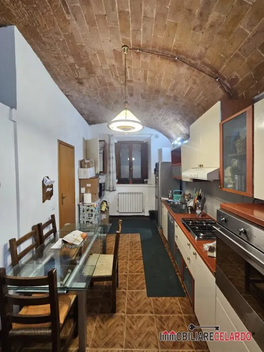 Appartamento in vendita a Siena, Fuori Porta Tufi, Fuori Porta San Marco - foto 5