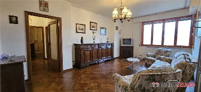 Appartamento in vendita a Colle di Val d'E... - foto 2