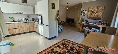 Appartamento in vendita a Colle di Val d'E... - foto 1