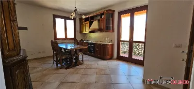 Appartamento in vendita a Colle di Val d'E... - foto 2