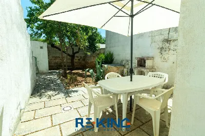Casa Indipendente in vendita a Racale - foto 1