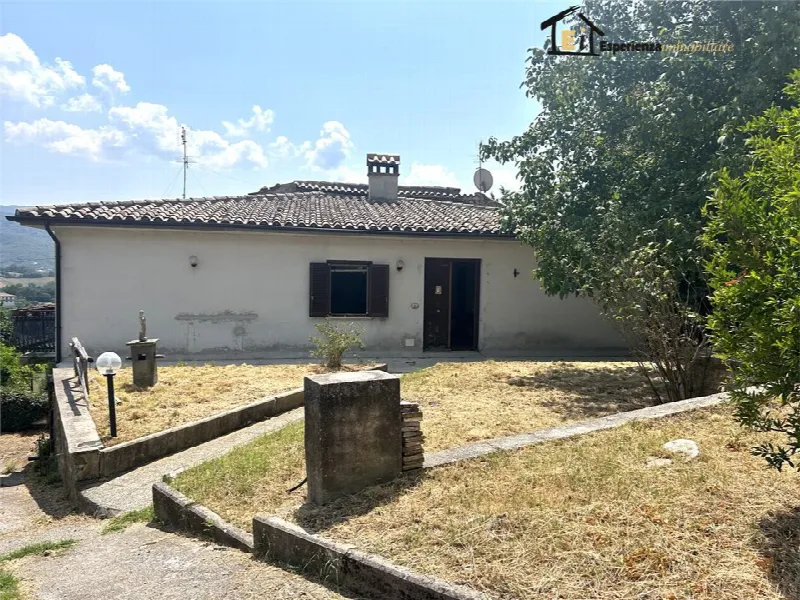 Casa Indipendente in vendita a Configni - foto 1