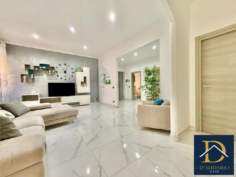 Appartamento in vendita a Taranto, Isola, Città Vecchia, Borgo - foto 1