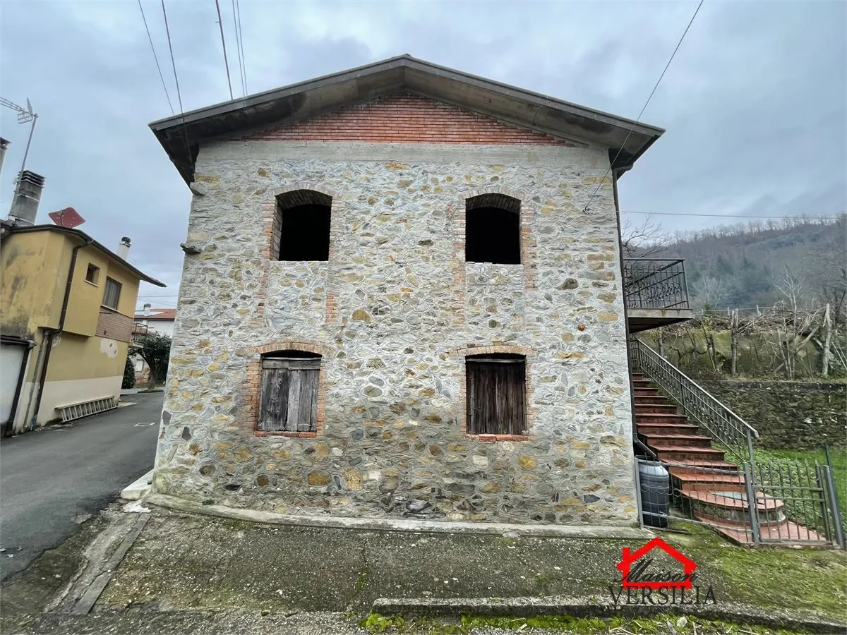 Rustico/Casale in vendita ad Aulla - foto 3