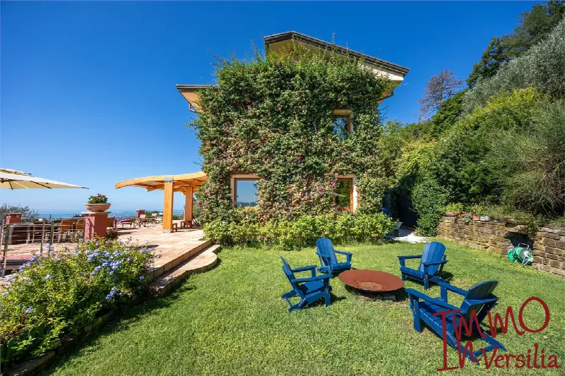 Villa in vendita a Massarosa - foto 1
