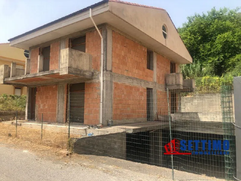 Villa in vendita a Savoca - foto 1