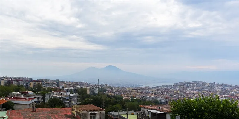 Appartamento in vendita a Napoli, Rione Alto, Camaldoli - foto 1