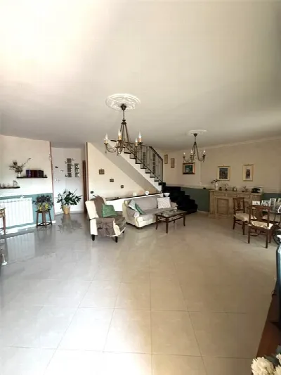 Villa in vendita ad Acerra - foto 3