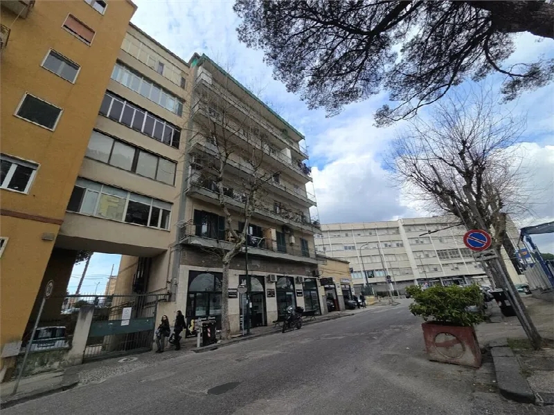 Appartamento in vendita a Napoli, Rione Alto, Camaldoli - foto 1