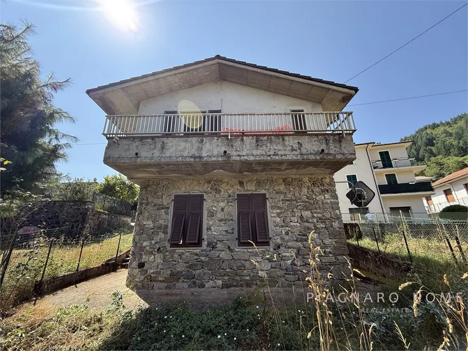 Casa Indipendente in vendita a Zeri - foto 2