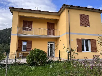 Casa Indipendente in vendita a Zeri - foto 1