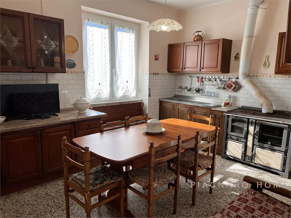 Casa Indipendente in vendita a Zeri - foto 4