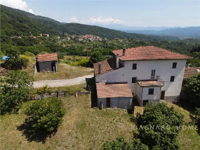 Rustico/Casale in vendita a Pontremoli - foto 2