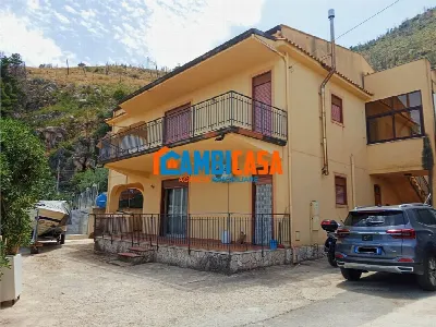 Villa in vendita ad Altofonte - foto 1