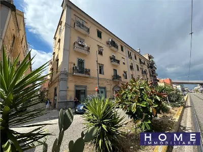 Appartamento in vendita a Napoli, Zona Ind... - foto 1