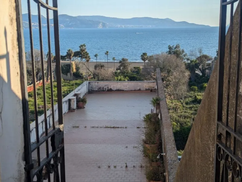 Appartamento in vendita a Torre Annunziata - foto 1