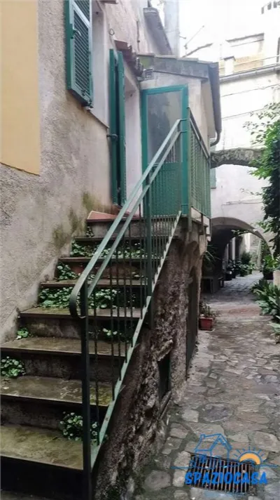 Appartamento in vendita a Zuccarello - foto 1