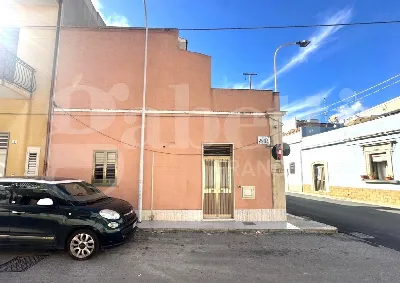 Casa Indipendente in vendita ad Avola - foto 3