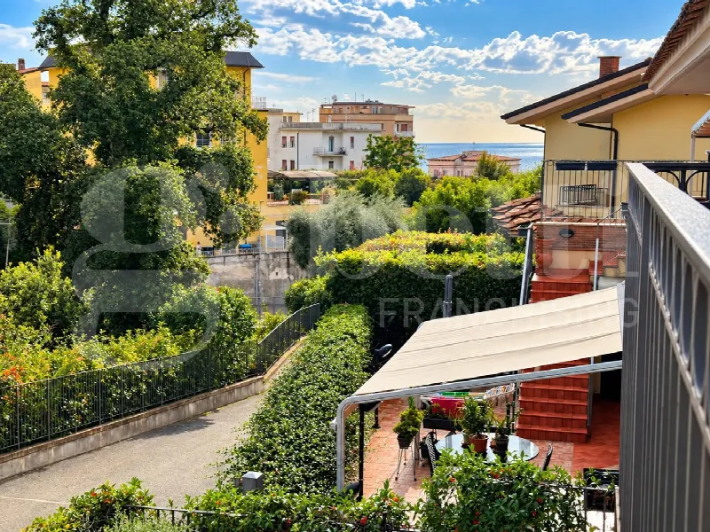 Villetta a schiera in vendita a Formia - foto 1