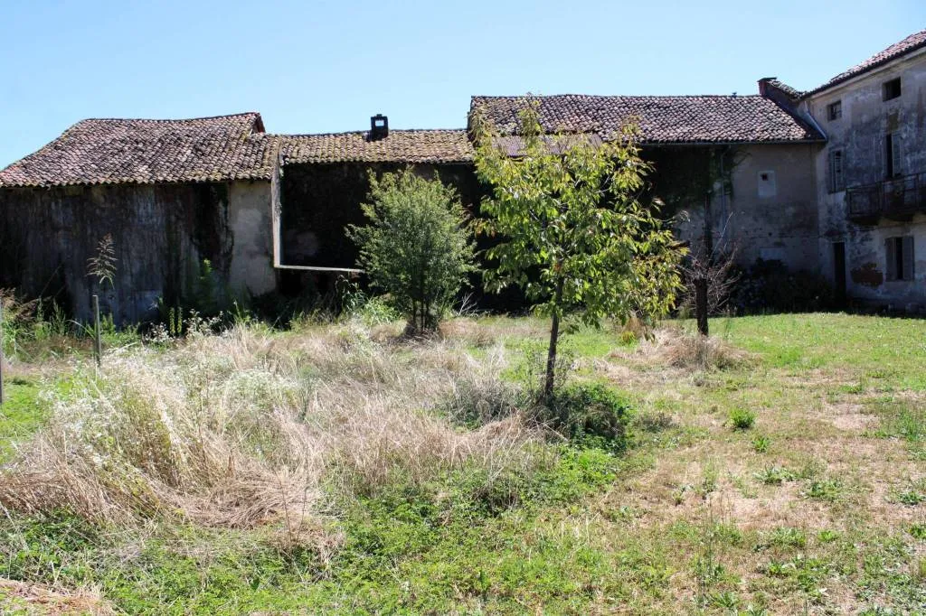 Rustico/Casale in vendita a Pertengo - foto 3
