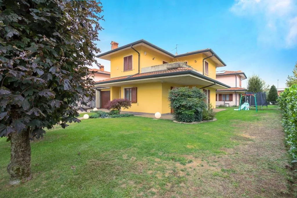 Villa in vendita a Calcinate - foto 3