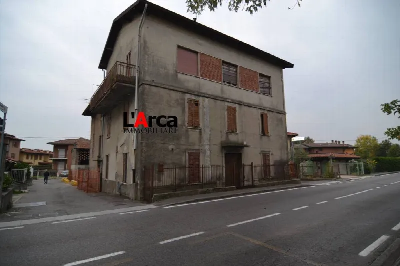 Palazzo/Stabile in vendita a Bergamo, Corridoni, Redona - foto 1