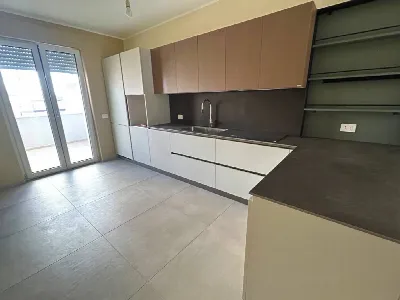 Appartamento in vendita ad Acquaviva delle... - foto 1