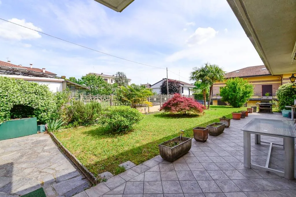 Villa in vendita a Besana in Brianza - foto 2