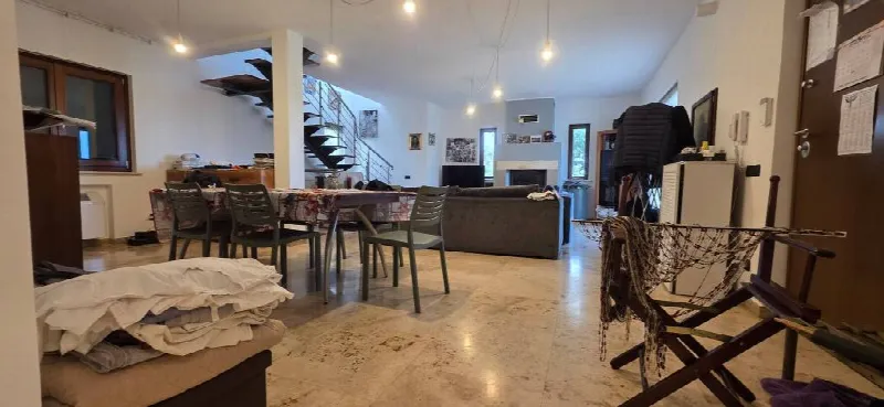 Villa in vendita a Latina, Borgo Sabotino, Borgo Santa Maria, Bainsizza - foto 1