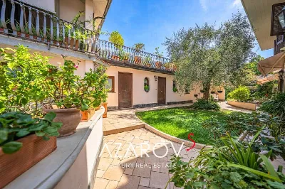 Villa in vendita a Montecatini Terme - foto 1