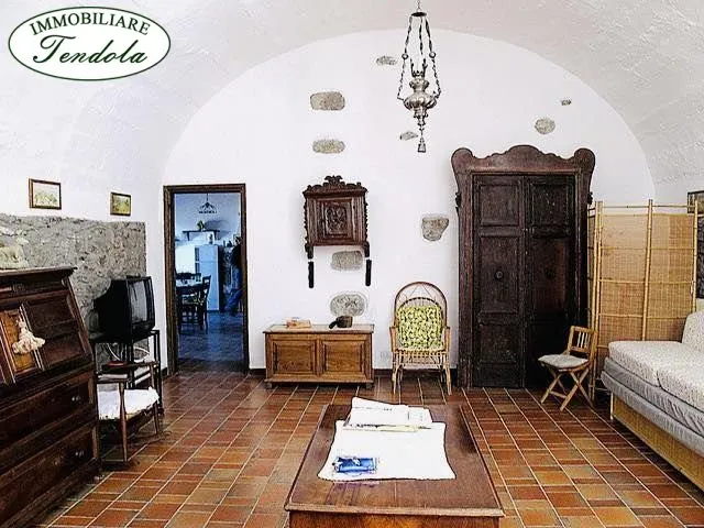 Casa Indipendente in vendita a Ortonovo - foto 1